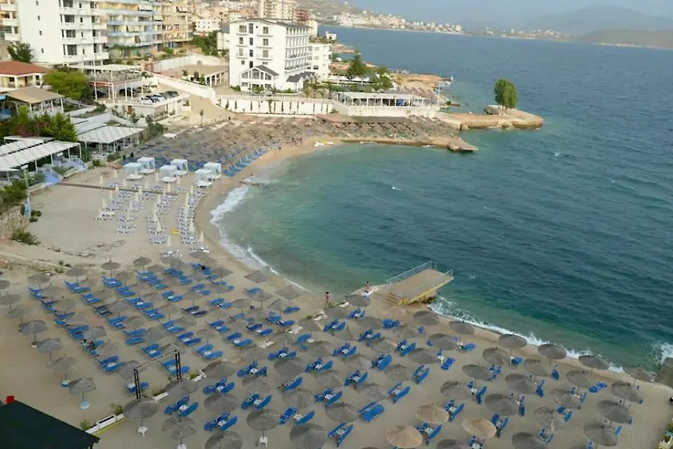 Beautifull Holiday Apartment Larisa Sarande