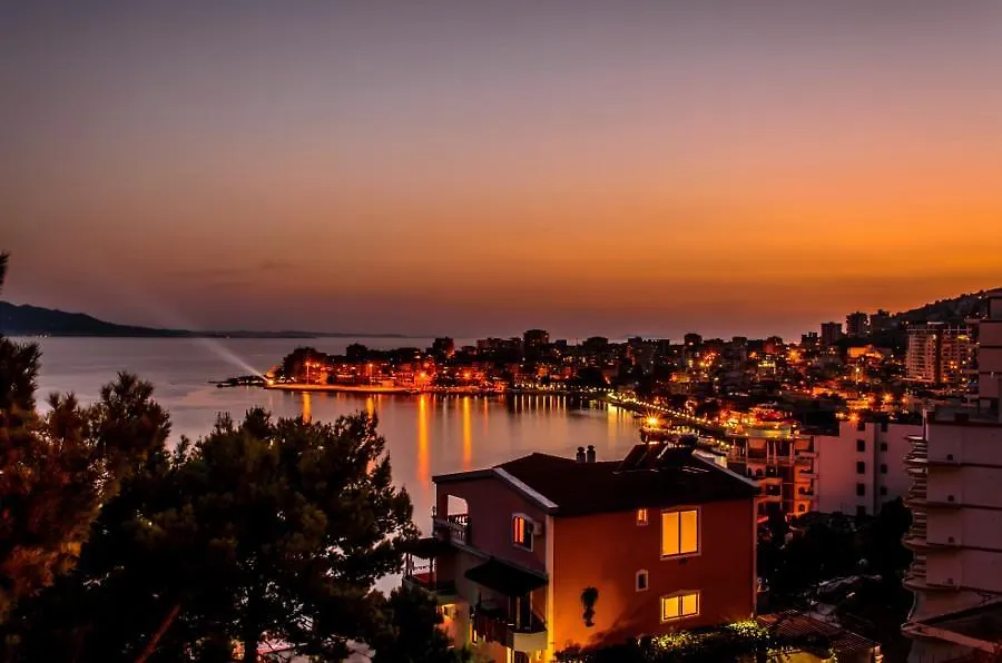 Beautifull Holiday Apartment Larisa Sarande