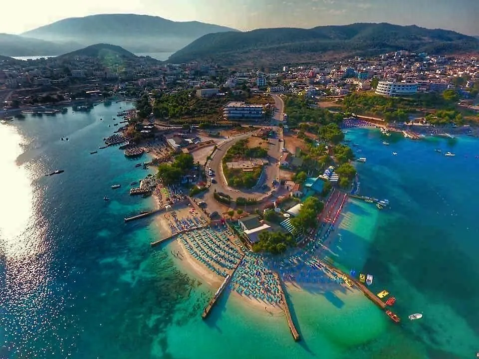 Beautifull Holiday Apartment Larisa Sarande
