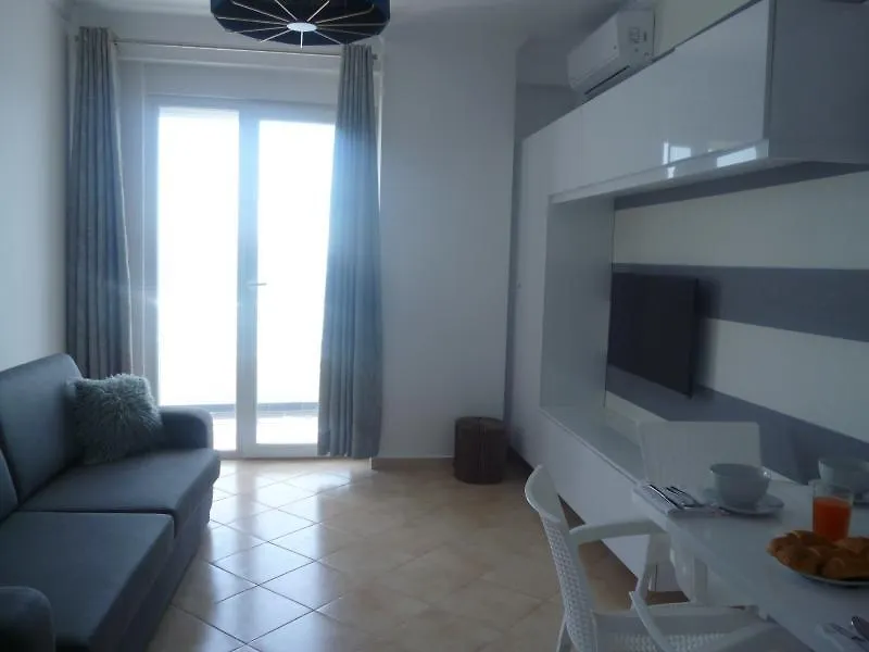 Beautifull Holiday Apartment Larisa Sarande