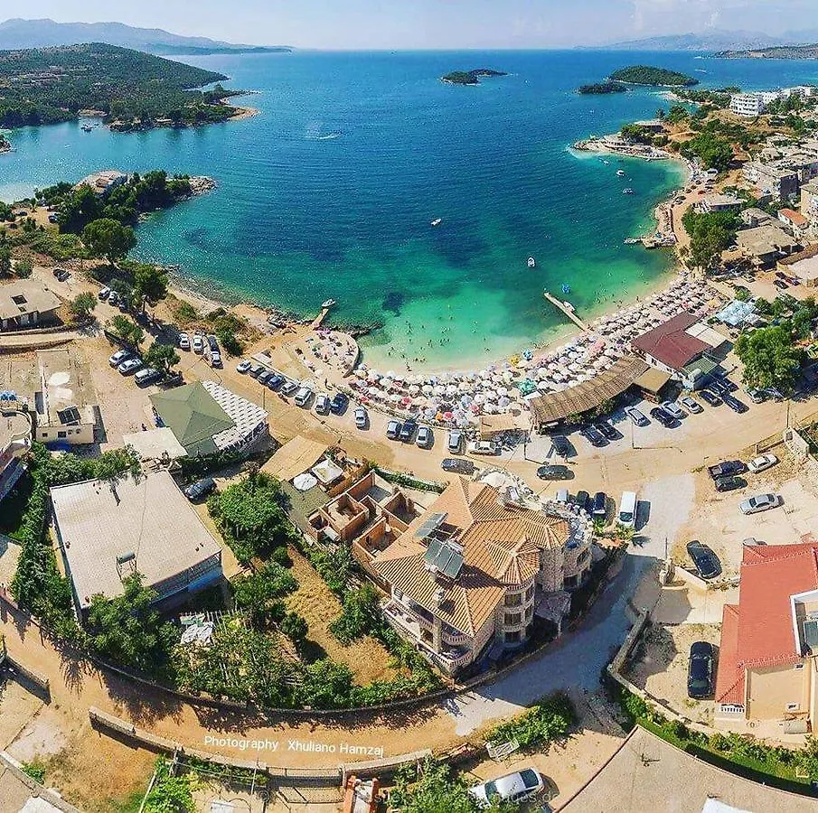 Beautifull Holiday Apartment Larisa Sarande