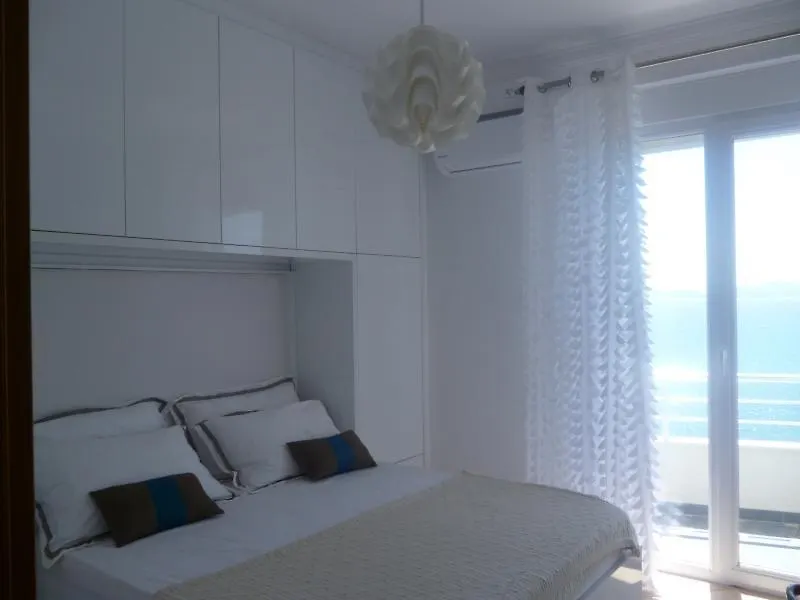Beautifull Holiday Apartment Larisa Sarande